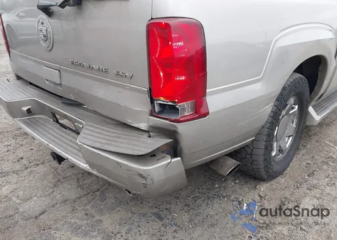 2004 Cadillac Escalade Esv Standard из США, поврежденный, VIN 3GYFK66N14G131900